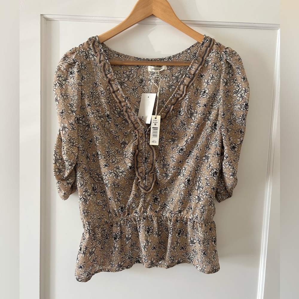 NWT Max Studio Top